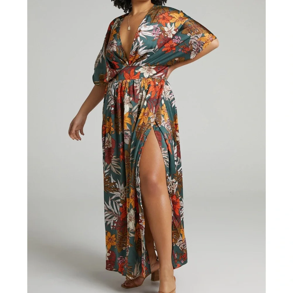 🌺 Vacay Ready Plunge Midi Dress – Teal Floral Satin, Size 16 🌺 - Picture 2 of 6